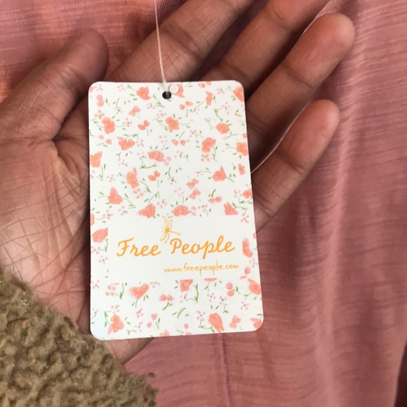 Free people long ruffled sleeved t shirt size M - Picture 5 of 9